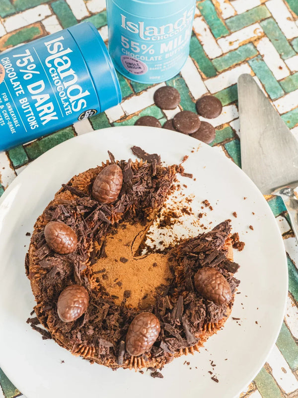FLOURLESS NEST CAKE