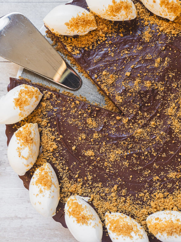 No Bake Chocolate &amp; Gingernut tart
